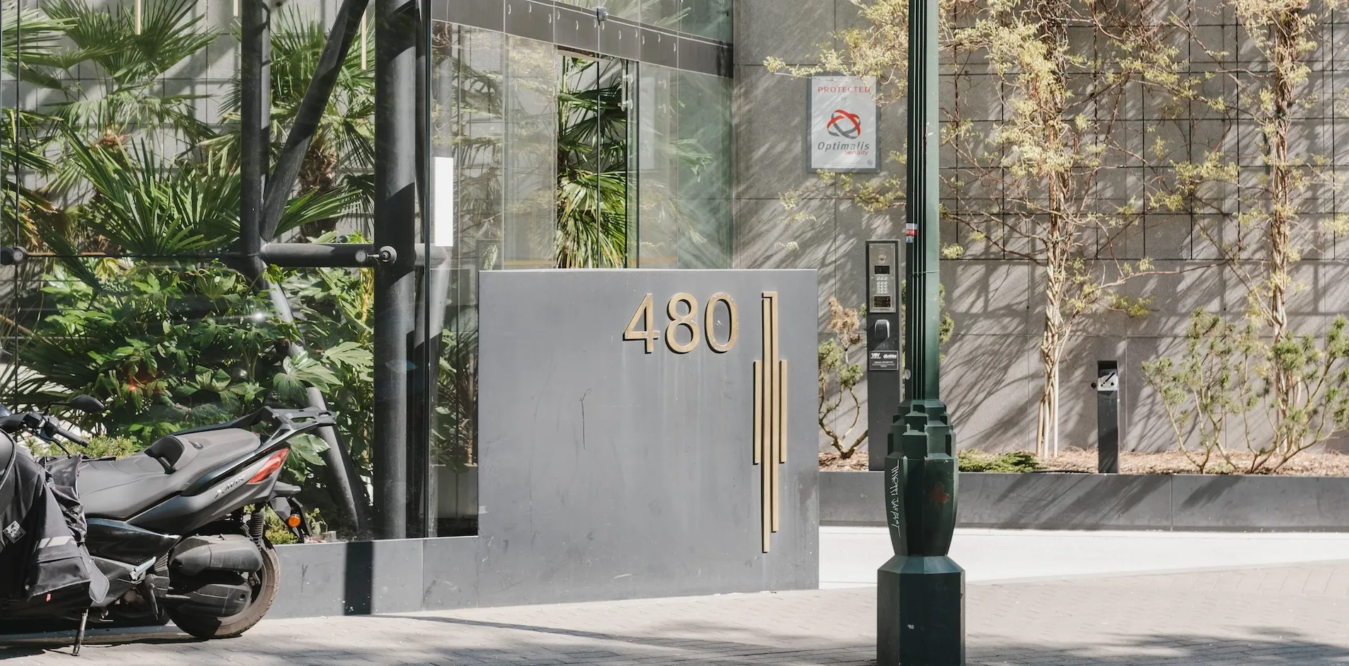 Entrée de Radiologie La Cambre - IT Tower